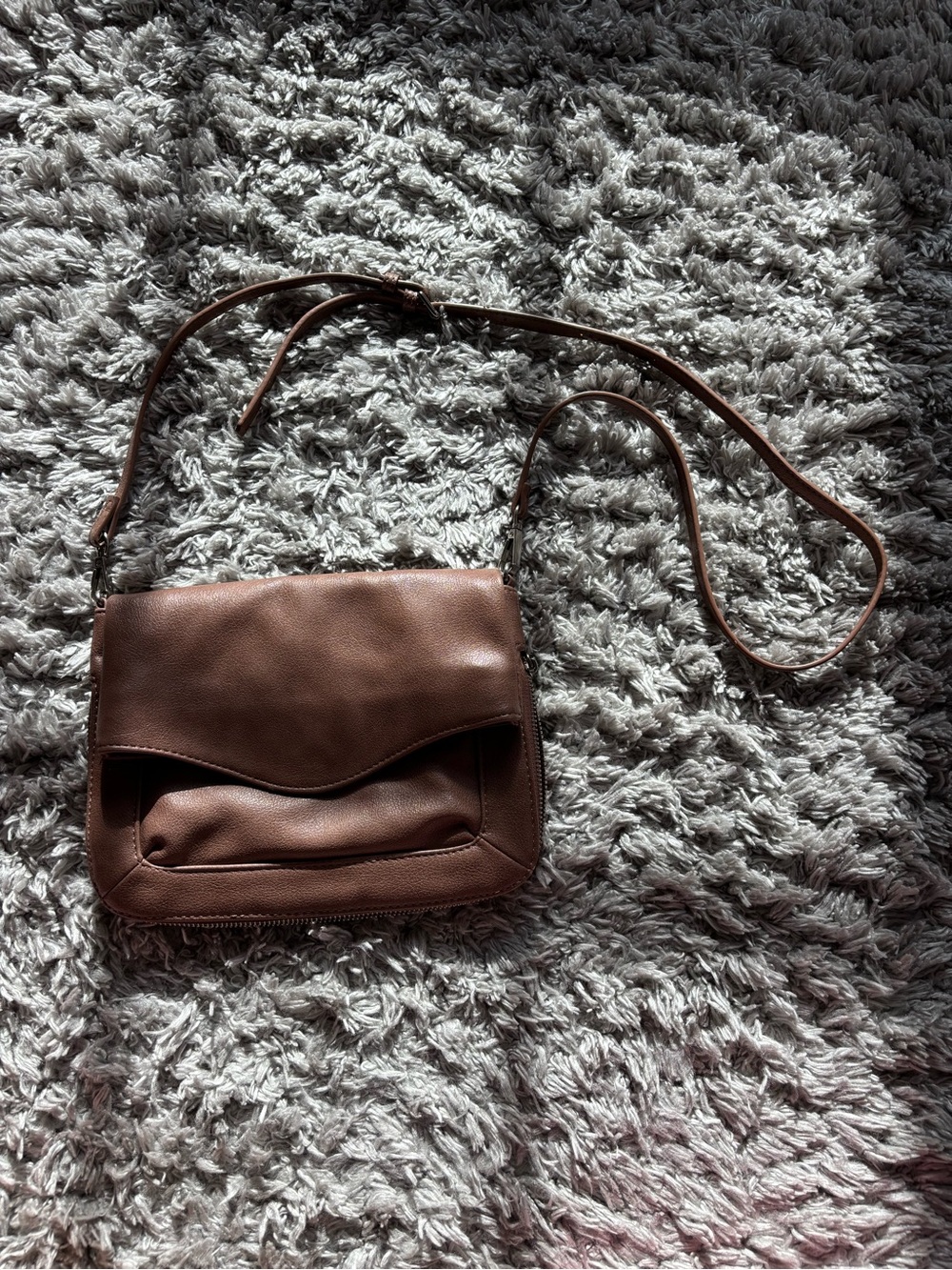 Moda Luxe Brown Leather Crossbody Bag